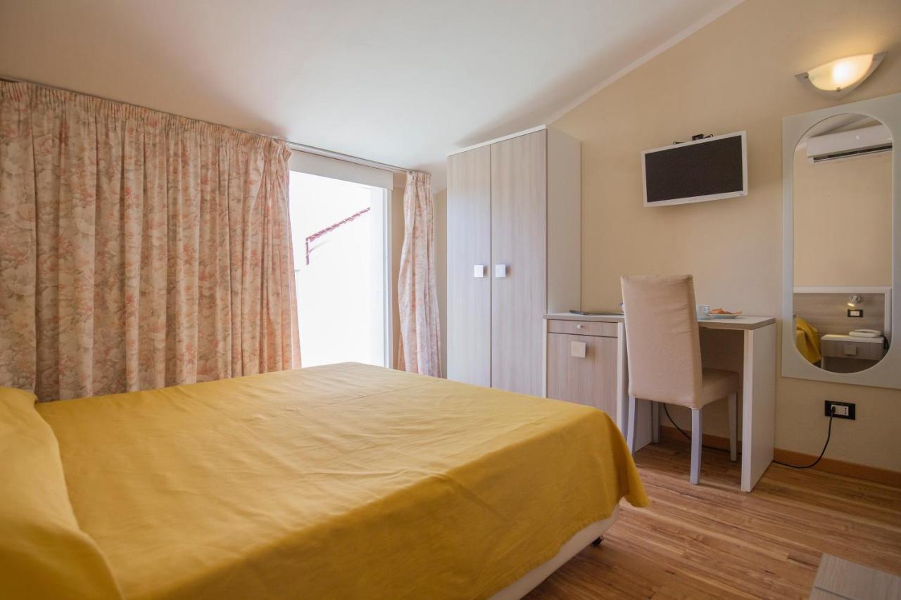 Fabricia Hotel 4*