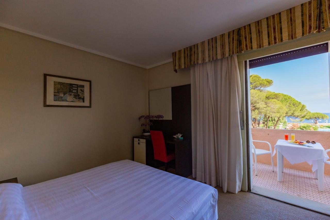 Hotel Fabricia 4*