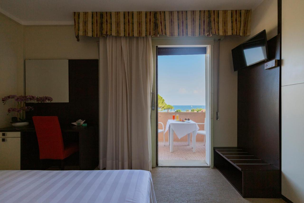 Fabricia Hotel 4*